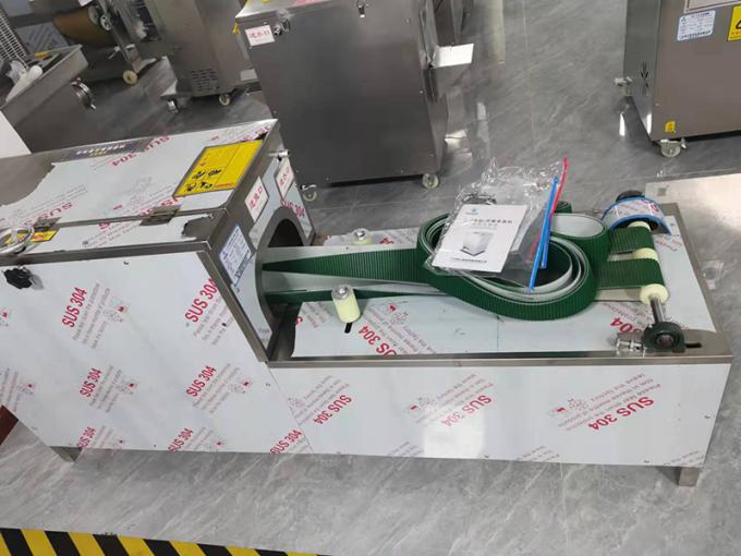 Peixes traseiros da máquina da barriga da abertura dos peixes da máquina da abertura dos peixes 1PCS/S automáticos eficientes altos que cortam a máquina de processamento do cortador