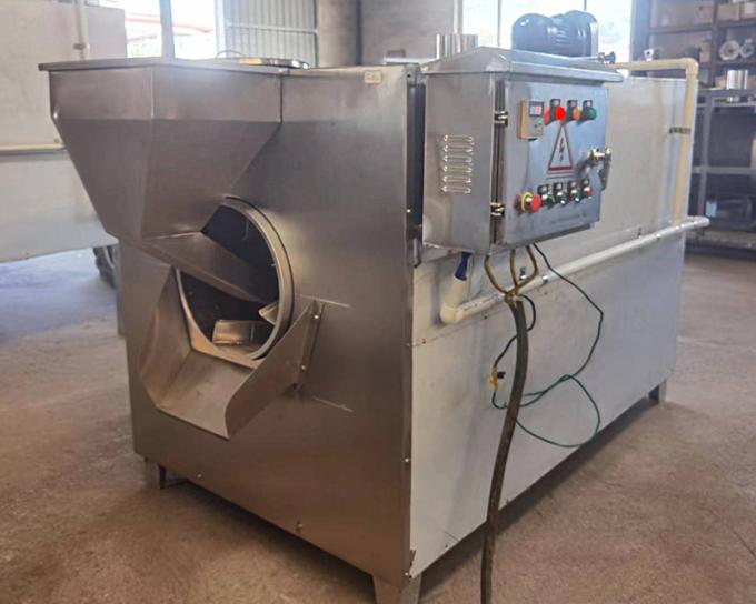 Feijão para barrar o chocolate da fatura de chocolate que processa a maquinaria para o uso da fábrica