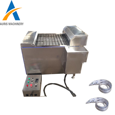Máquina de corte automática 500kg dos peixes pela máquina de corte dos peixes frescos do Ribbonfish da hora