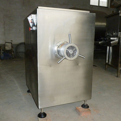 A picadora de carne congelada industrial Veggies 1500kg/H da salsicha tritura a máquina