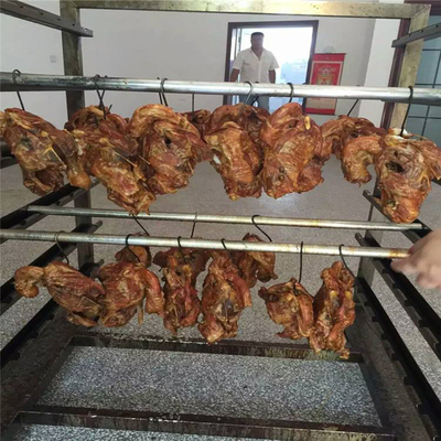 A máquina de fumo 100kg da carne do trotador trata a máquina de fumo quente dos peixes frios