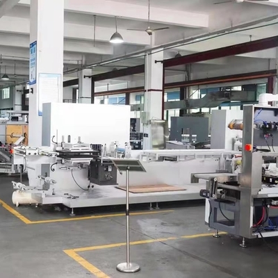 A máquina de embalagem automática completa inteligente LCD do descanso indica o controle do PLC