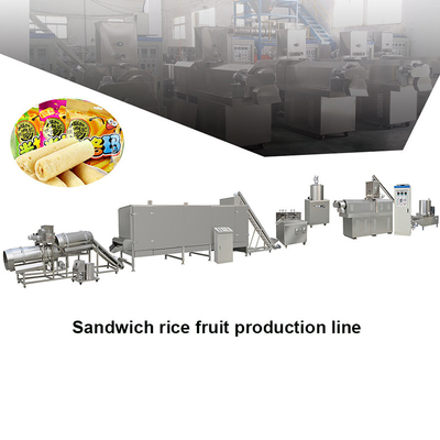 O núcleo do sanduíche da manteiga de amendoim do doce do chocolate encheu a linha de produção alimentar soprada biscoito equipamento do petisco do arroz de processamento